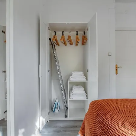 Nova Esquerra De Leixample 3br W 2 Balconies Bcn-111 * Barcelona