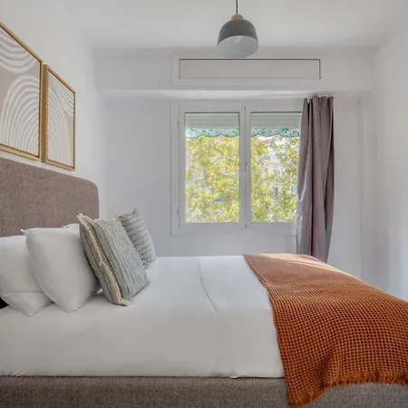 Nova Esquerra De Leixample 3br W 2 Balconies Bcn-111 Barcelona