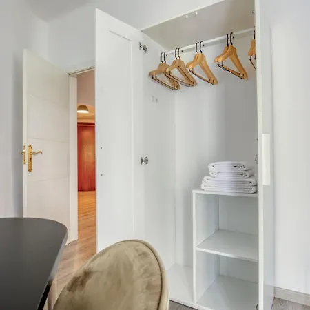 Nova Esquerra De Leixample 3br W 2 Balconies Bcn-111 Apartment