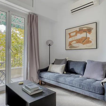 Nova Esquerra De Leixample 3br W 2 Balconies Bcn-111 *